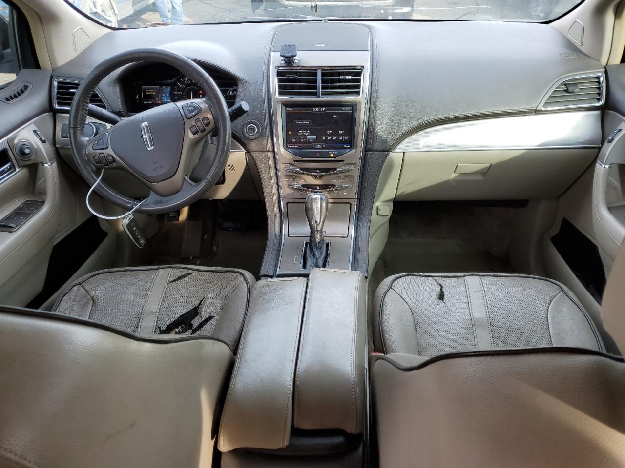 2011 Lincoln MKX - Image 8