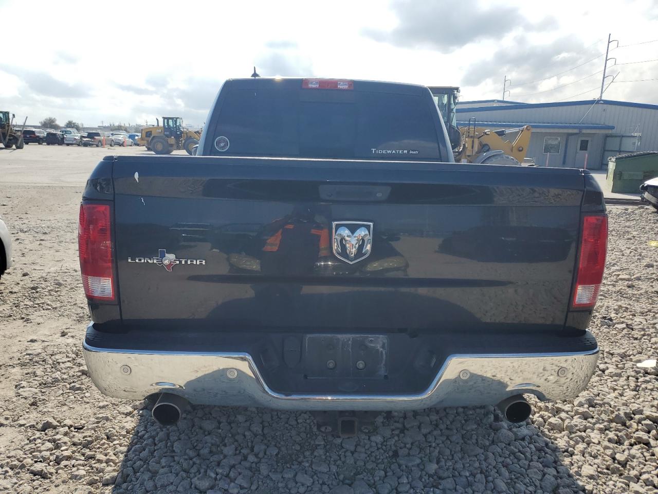 2017 RAM 1500 - Image 6