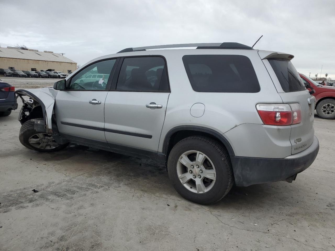 2010 GMC Acadia - Image 2