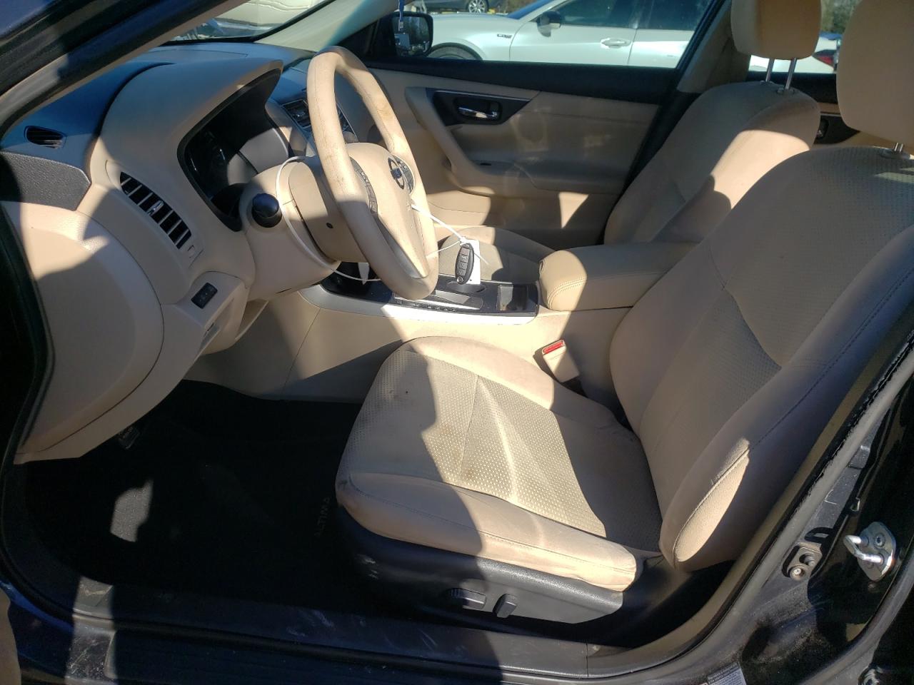 2015 Nissan Altima - Image 7