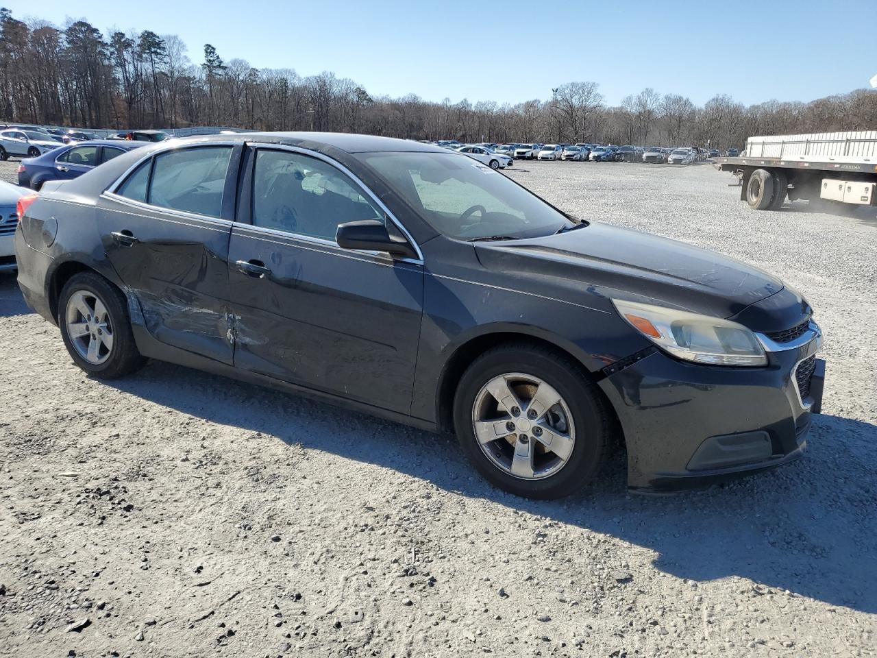 2015 Chevrolet Malibu - Image 4