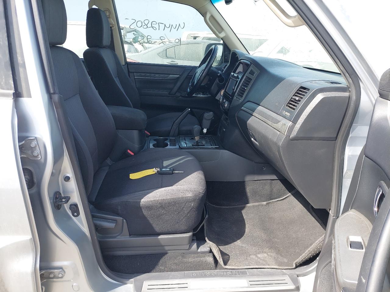 JE4MR62N4HJ709142 - 2017 Mitsubishi PAJERO - #44472805