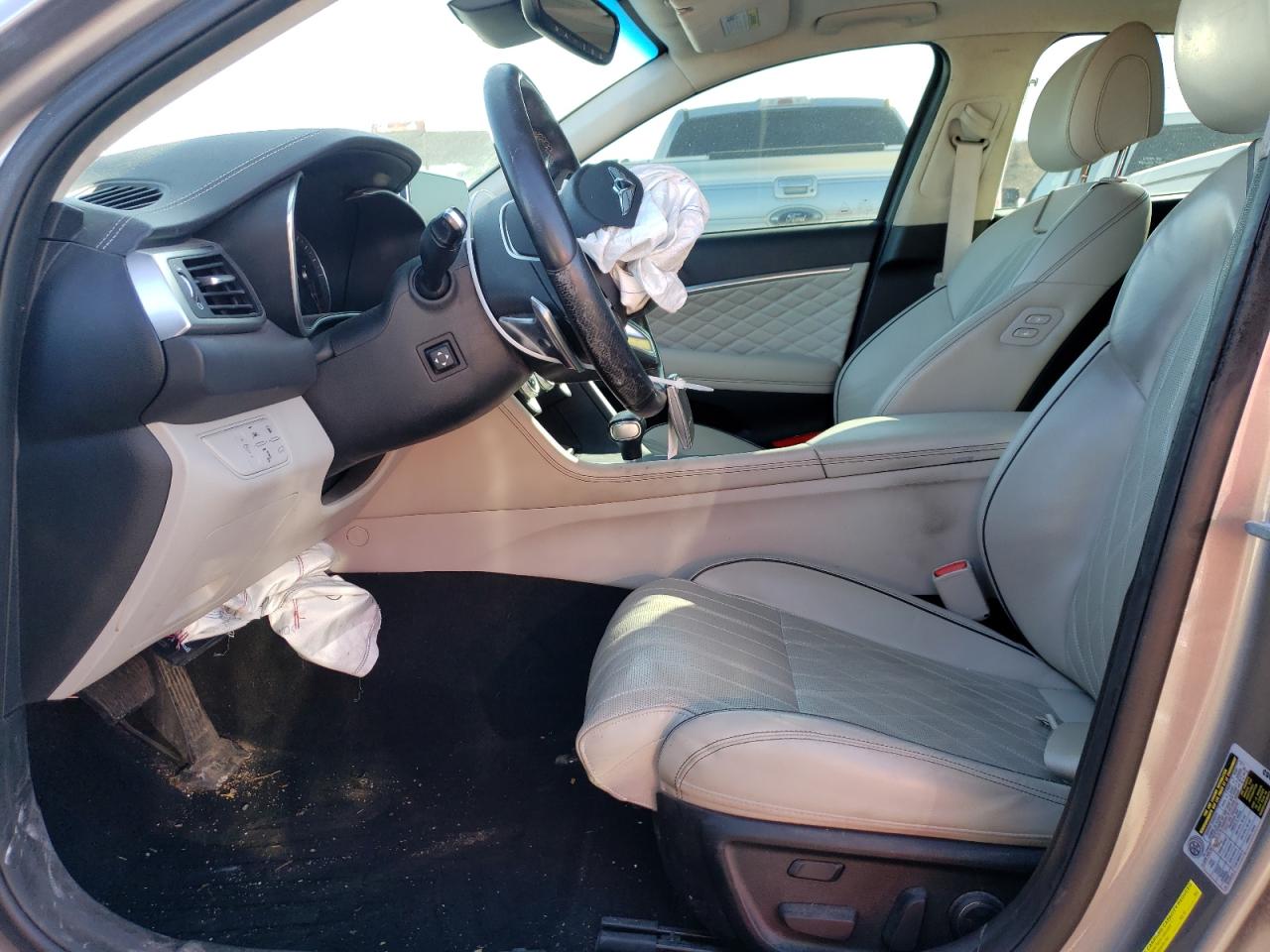 2021 Genesis G70 - Image 7