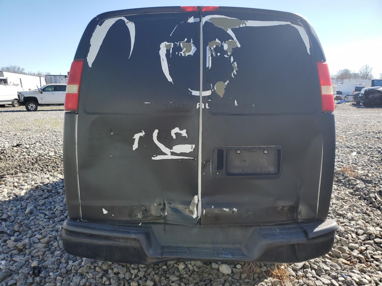 2005 Chevrolet Express G3500 VIN: 1GCHG35V051212838 Lot: 58730365