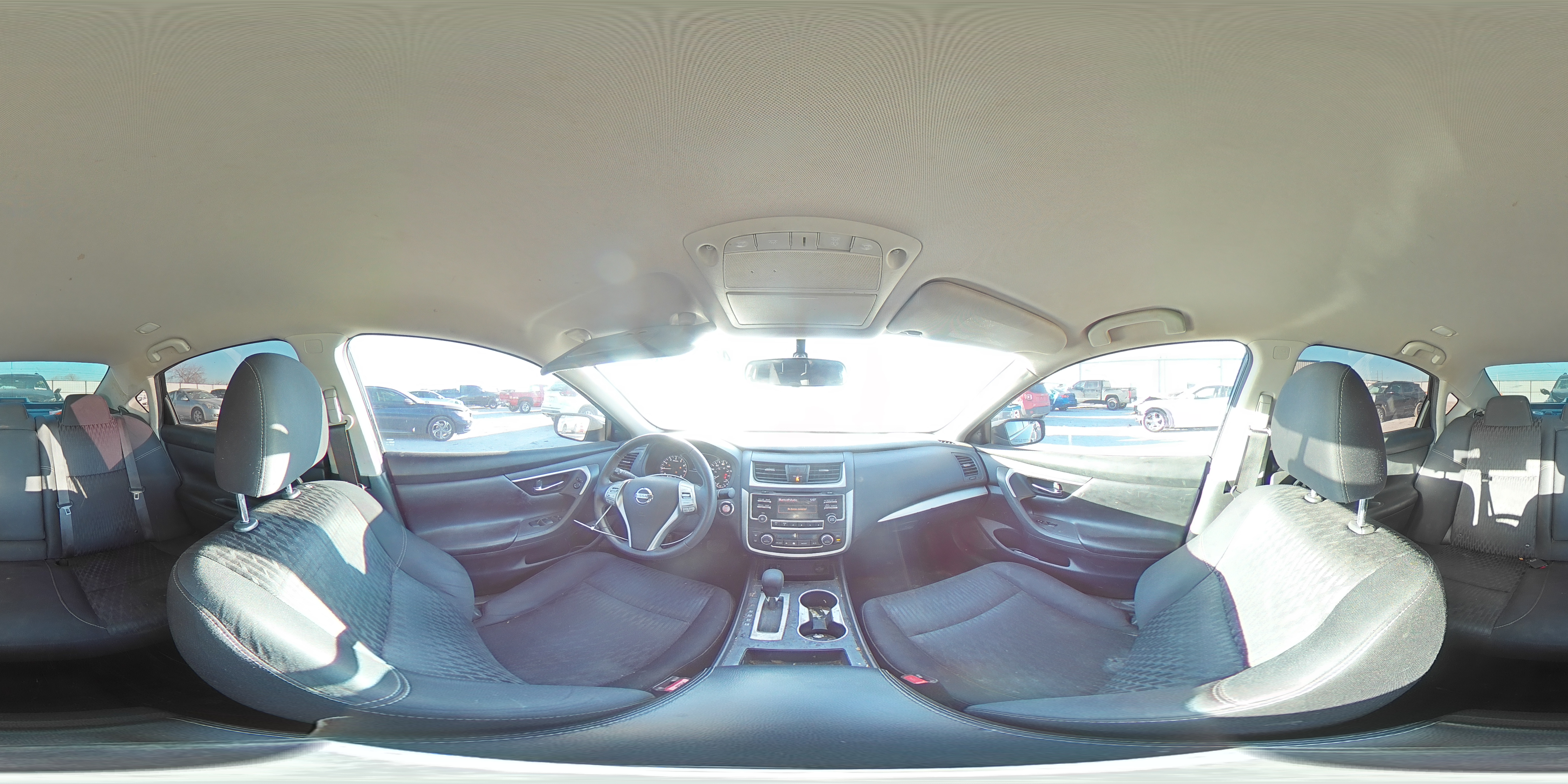 2017 Nissan Altima - Image 13