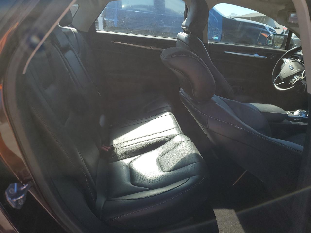 2017 Ford Fusion - Image 10