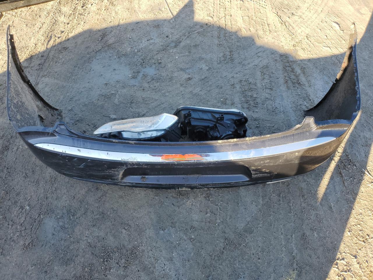 2016 Chrysler 300 - Image 12