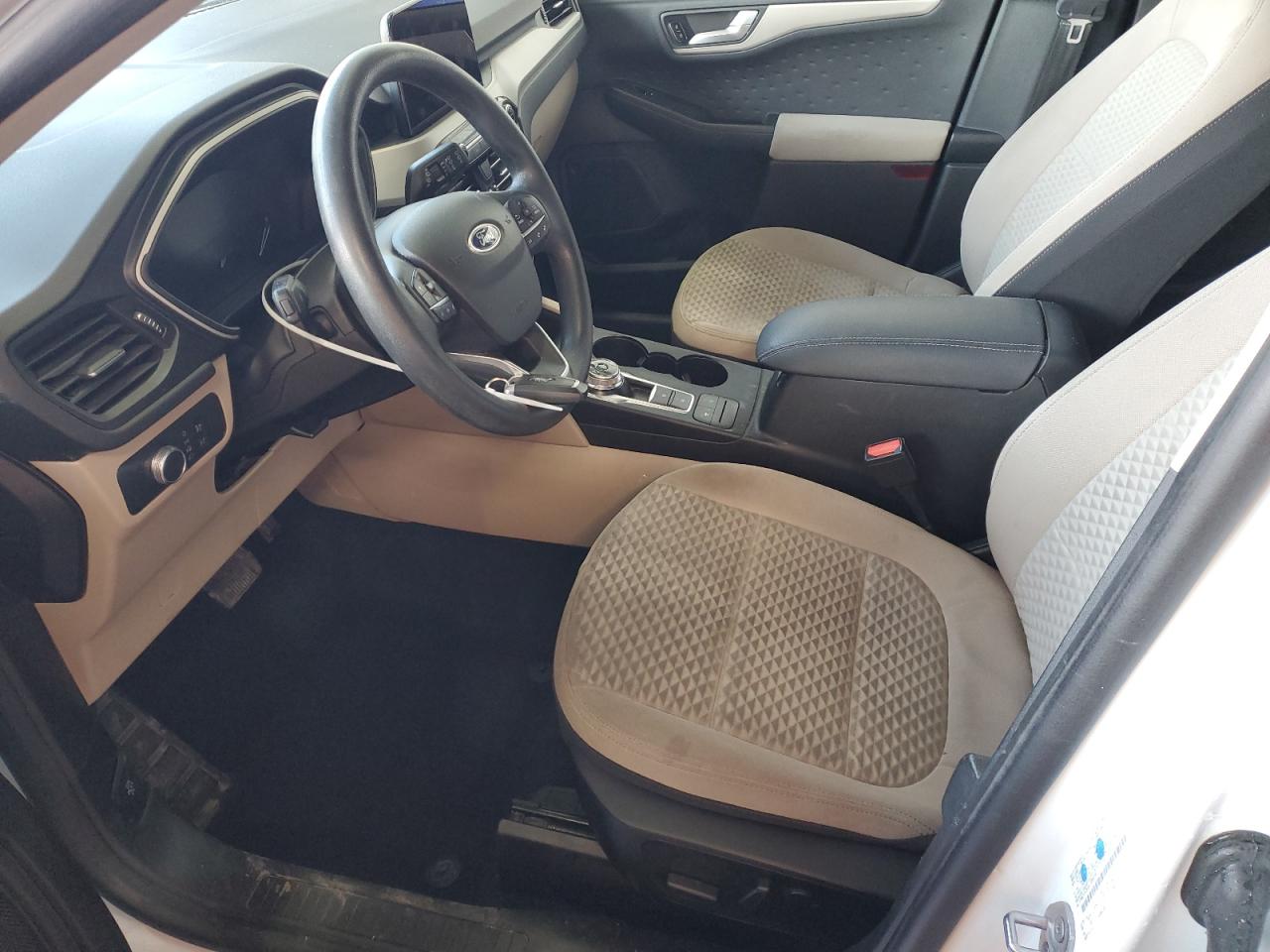 2020 Ford Escape - Image 7