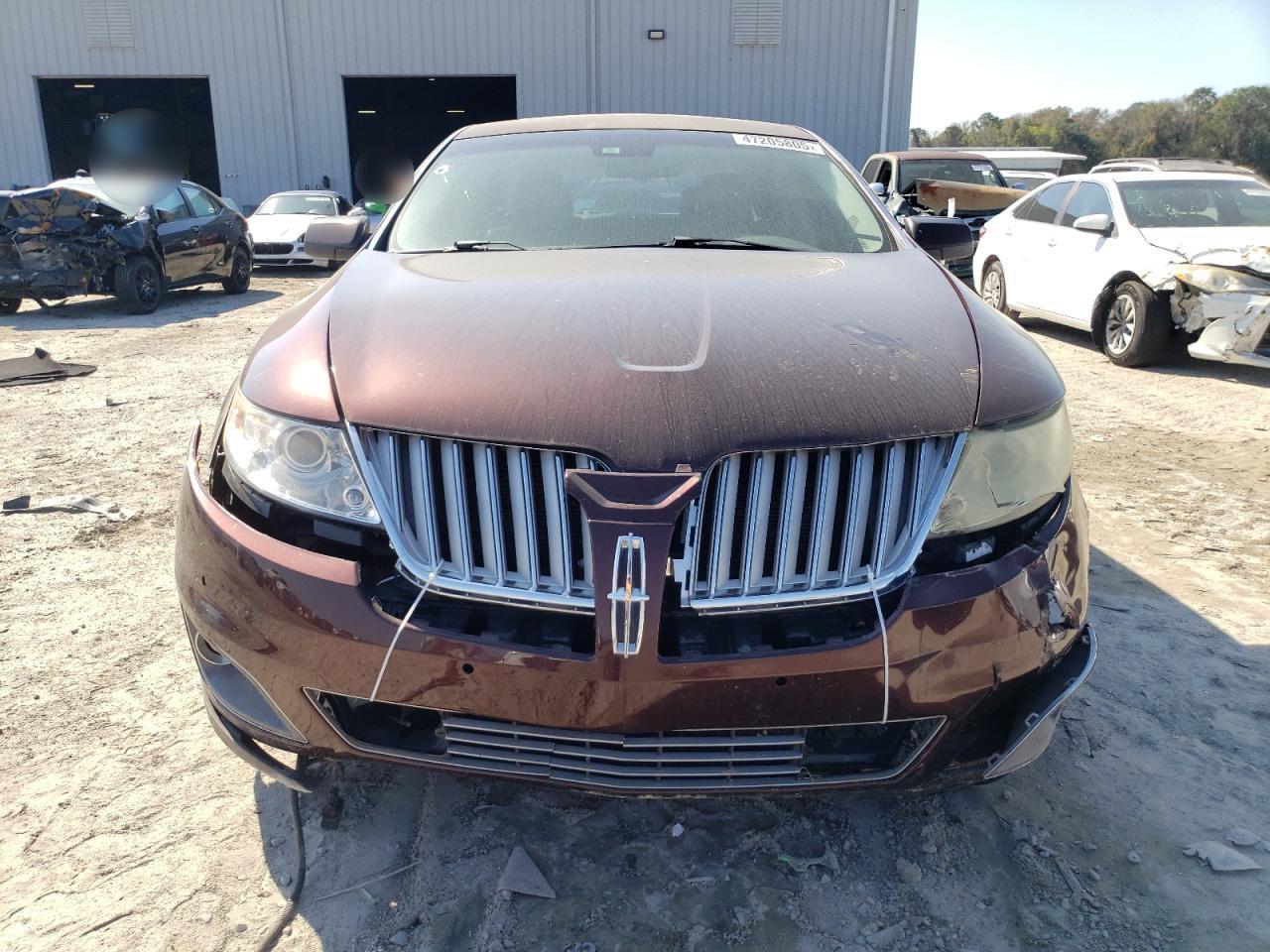 2009 Lincoln MKS - Image 5