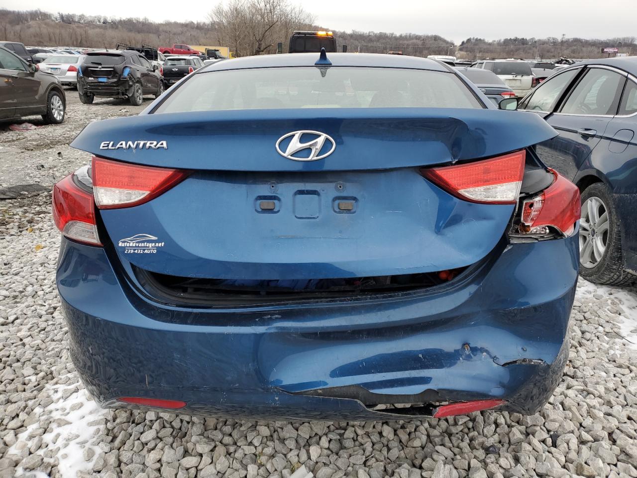 2013 Hyundai Elantra - Image 6