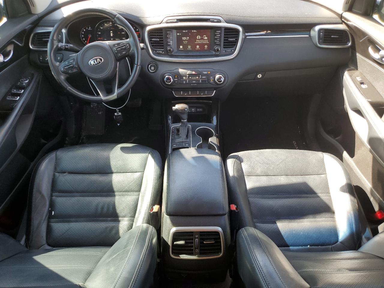 2017 Kia Sorento - Image 8