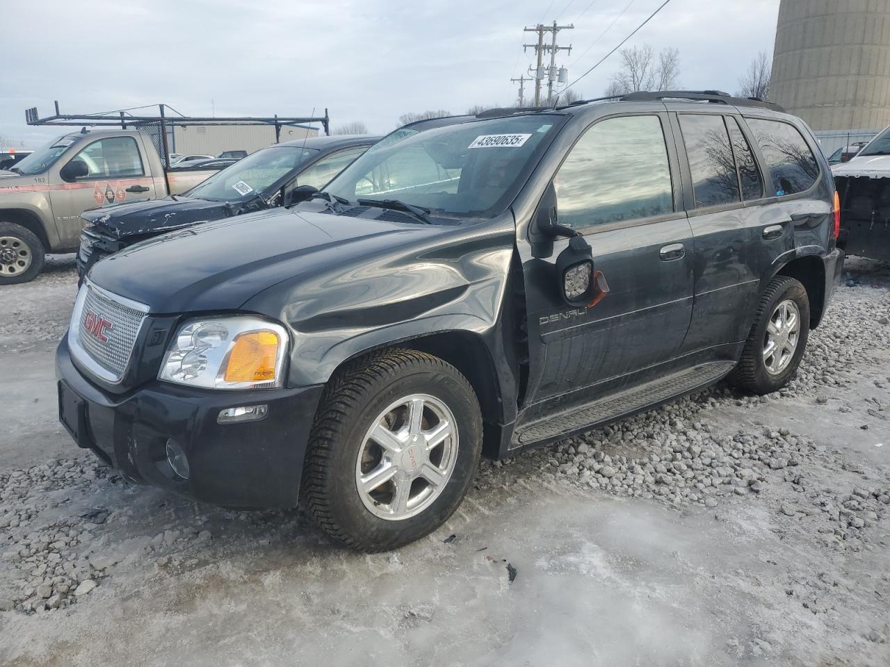 2005 GMC Envoy - Image 1