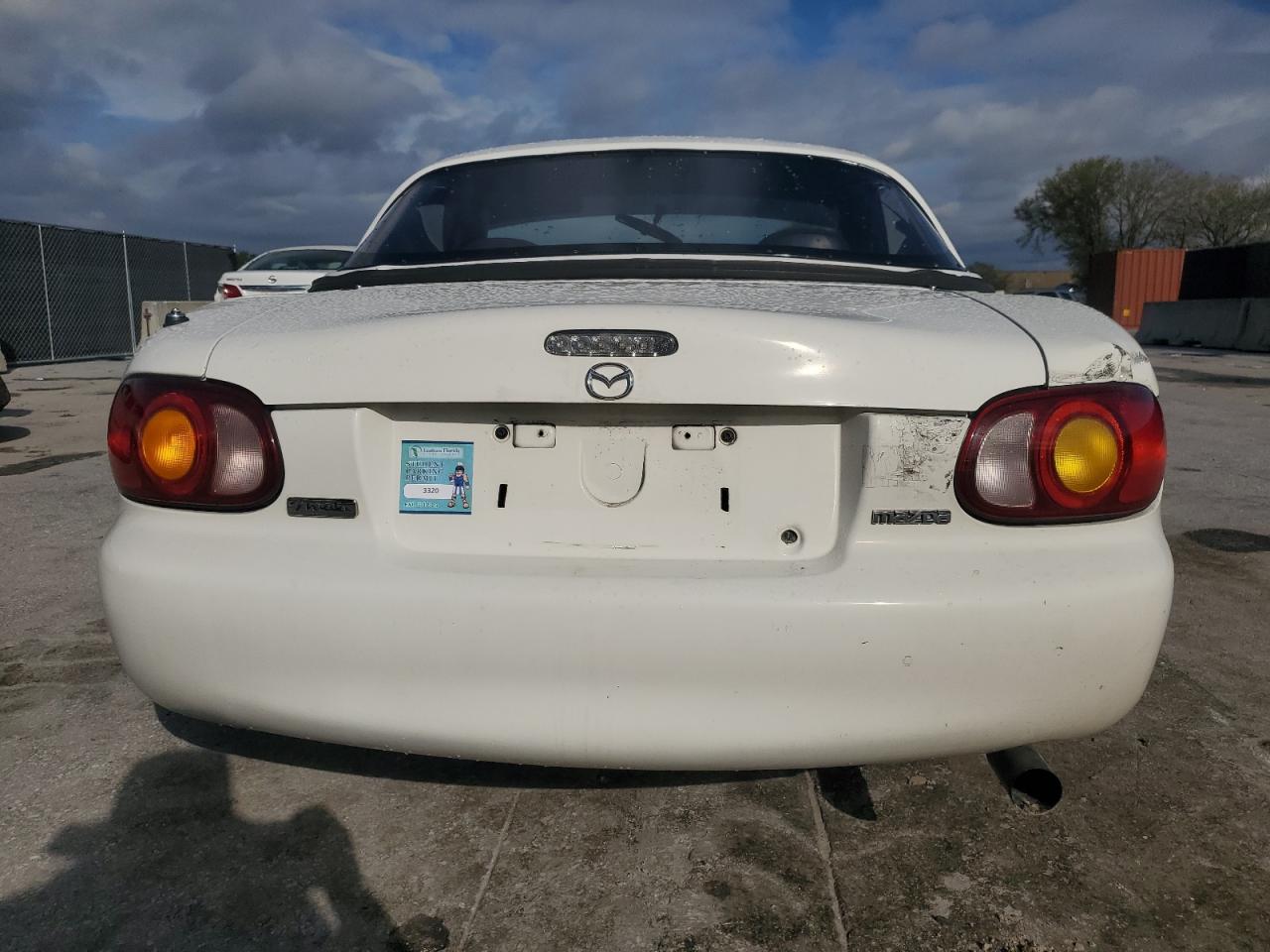 2000 Mazda MX-5 - Image 6
