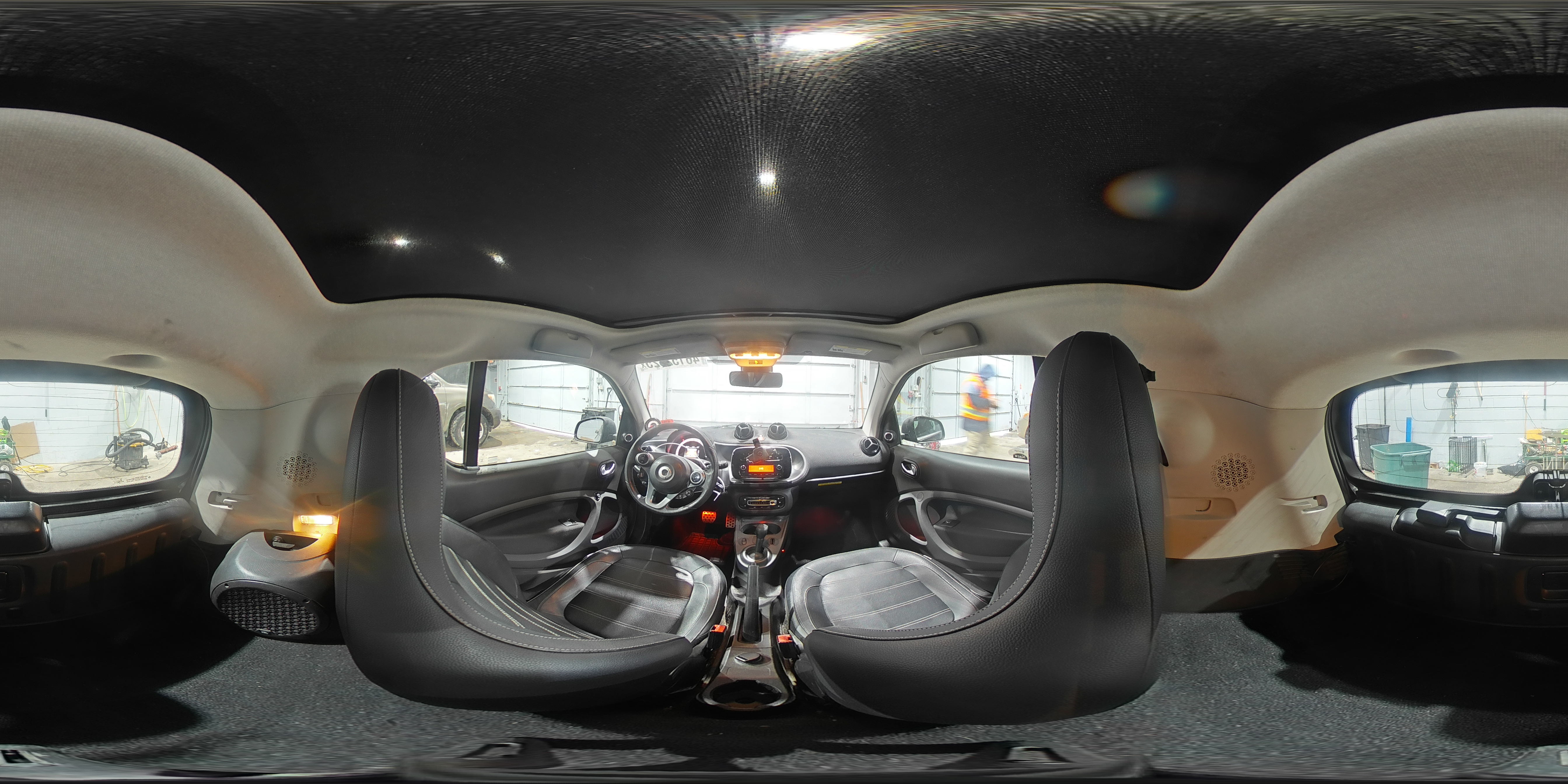 2016 Smart Fortwo - Image 14