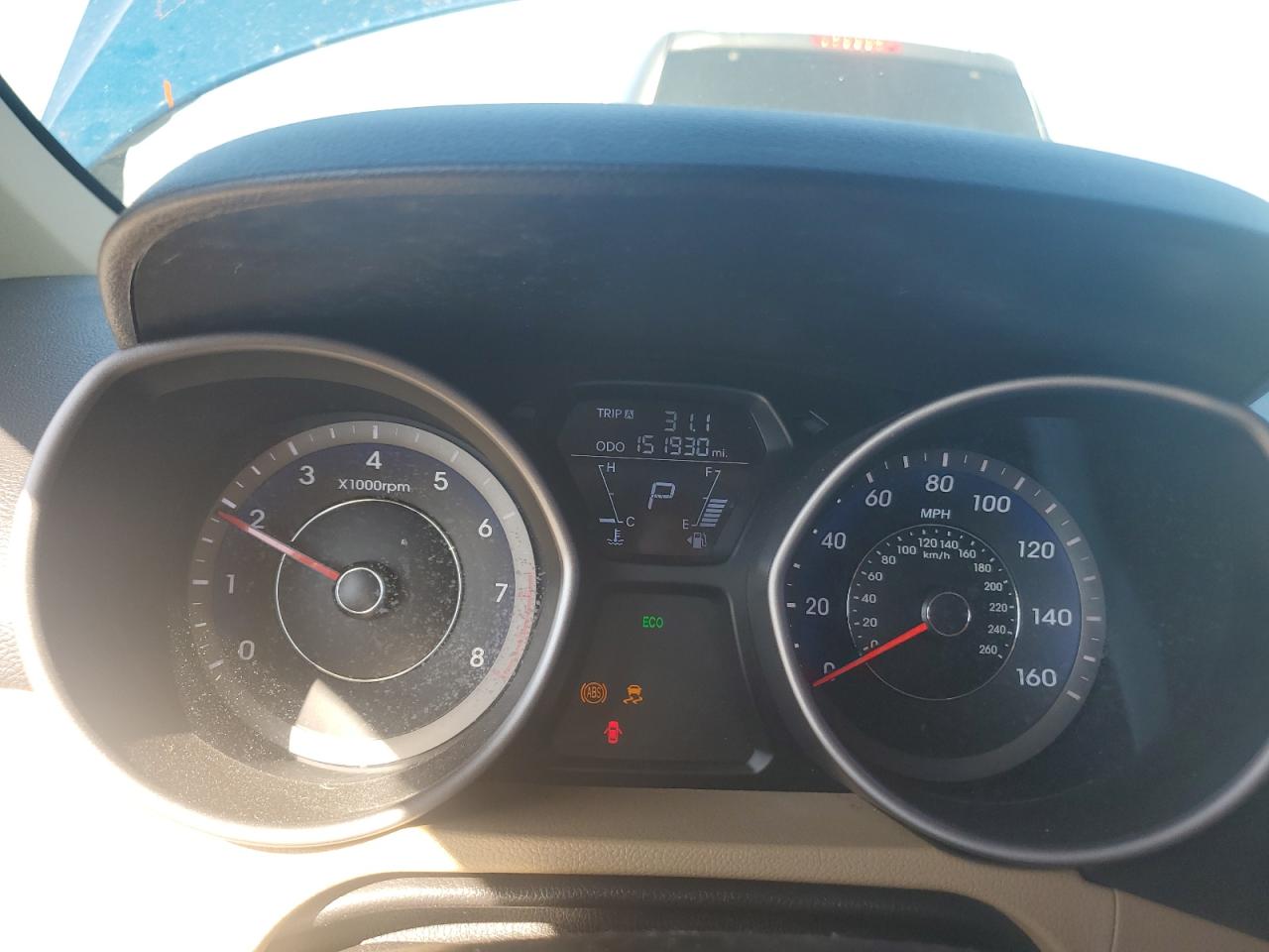 2013 Hyundai Elantra - Image 9