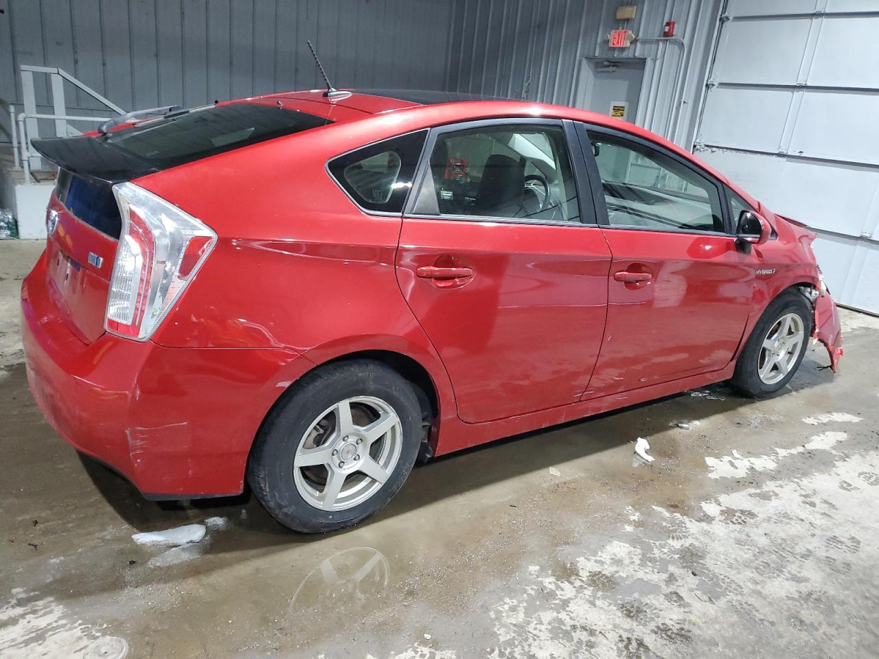 2015 Toyota Prius - Image 3
