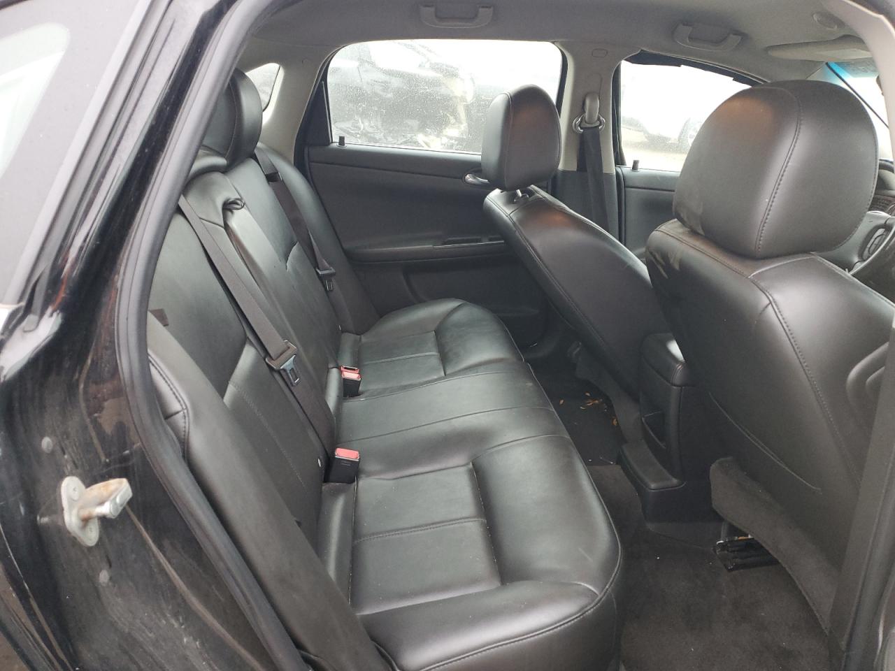 2013 Chevrolet Impala - Image 10