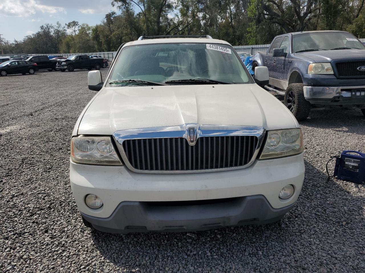 2003 Lincoln Aviator - Image 5
