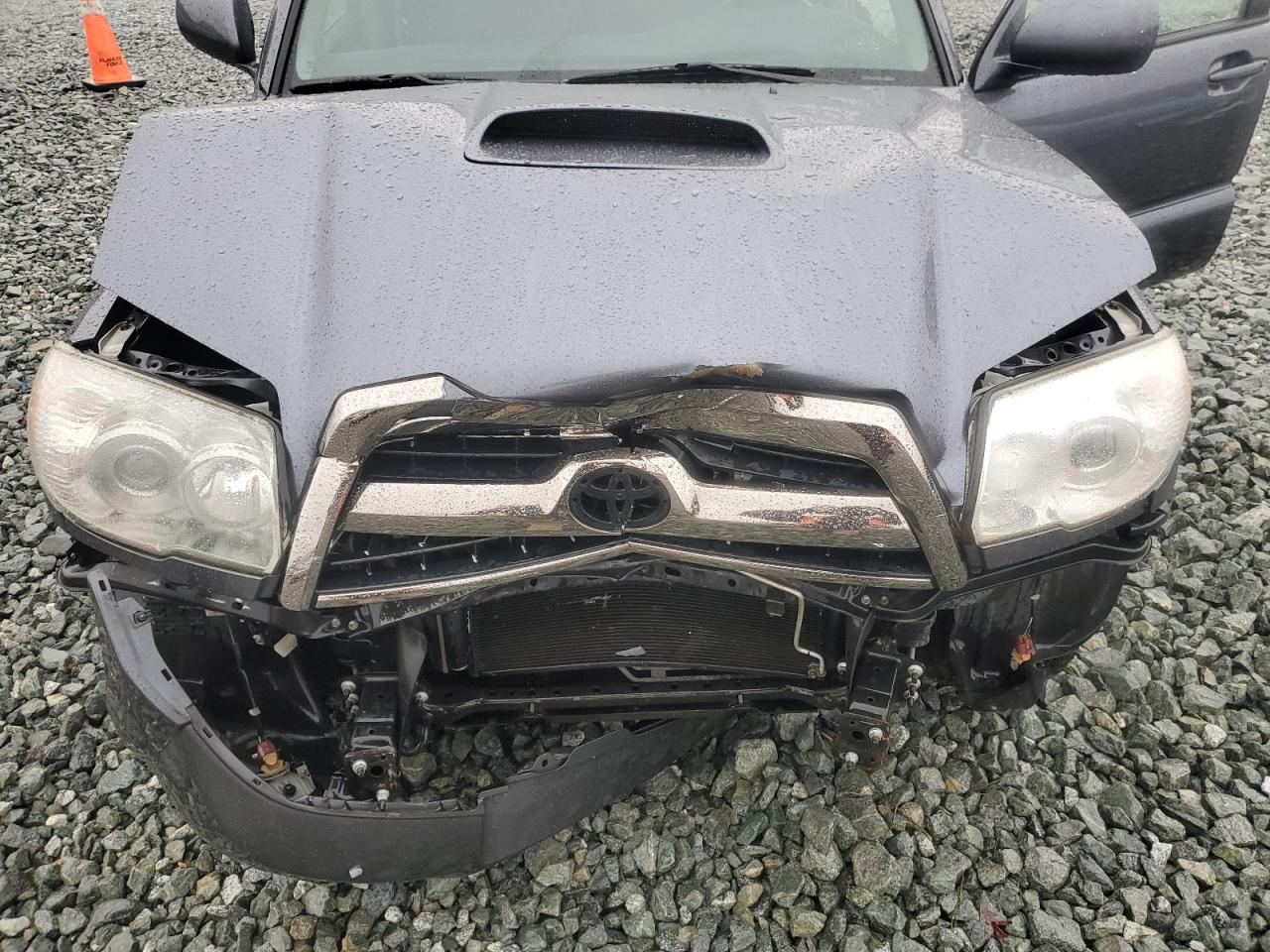 2006 Toyota 4Runner - Image 12