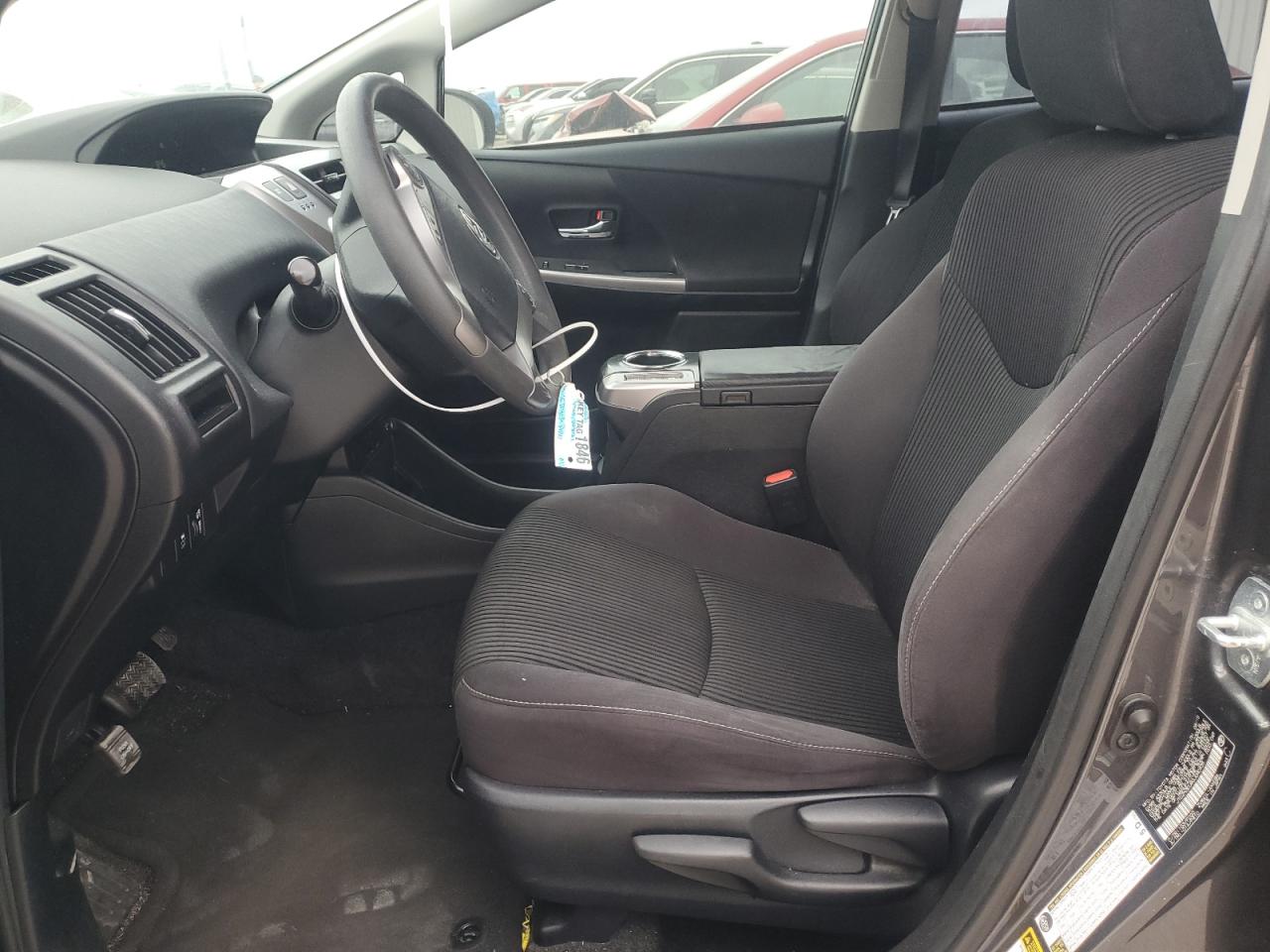 2016 Toyota Prius - Image 7