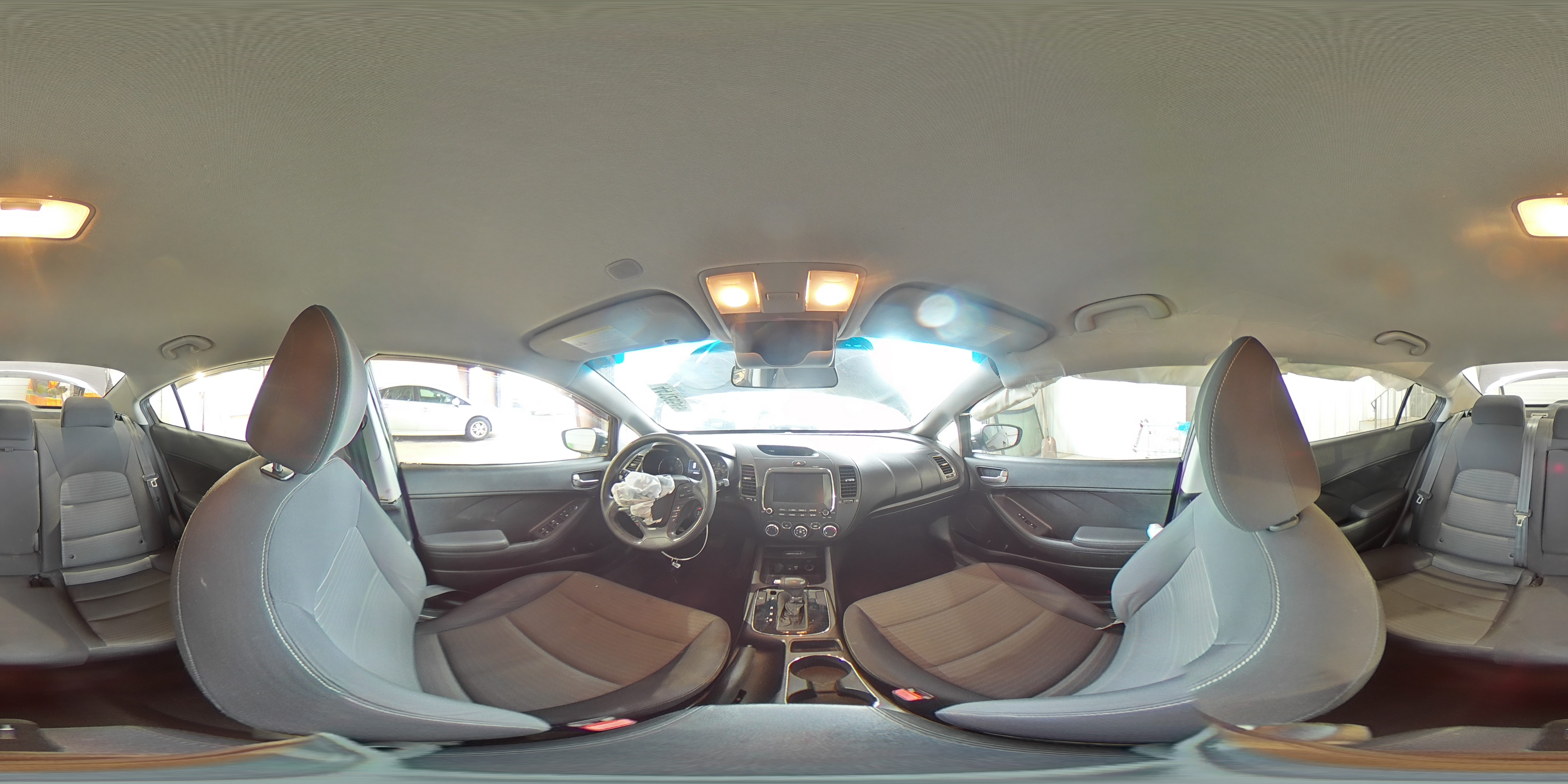 2018 Kia Forte - Image 15