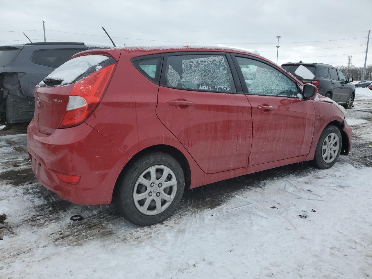 2013 Hyundai Accent - Image 3