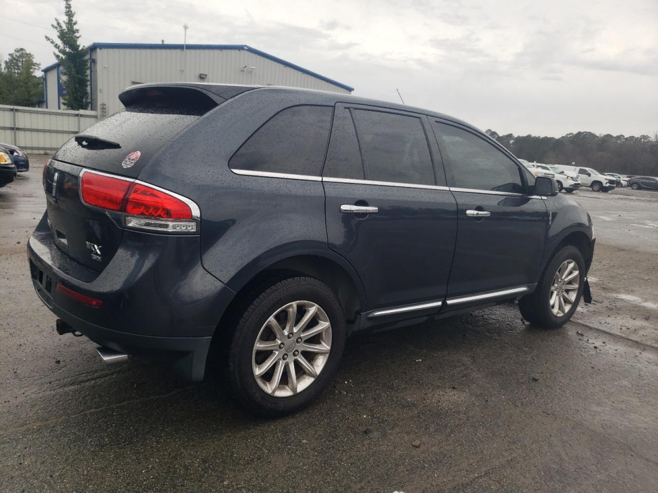 2013 Lincoln MKX - Image 3