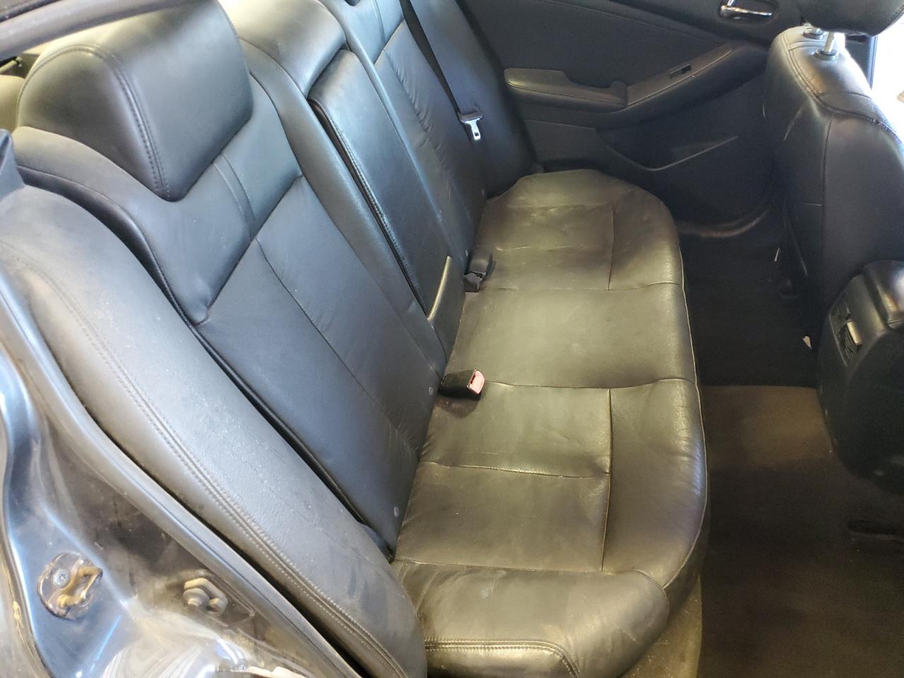 2010 Nissan Altima - Image 10