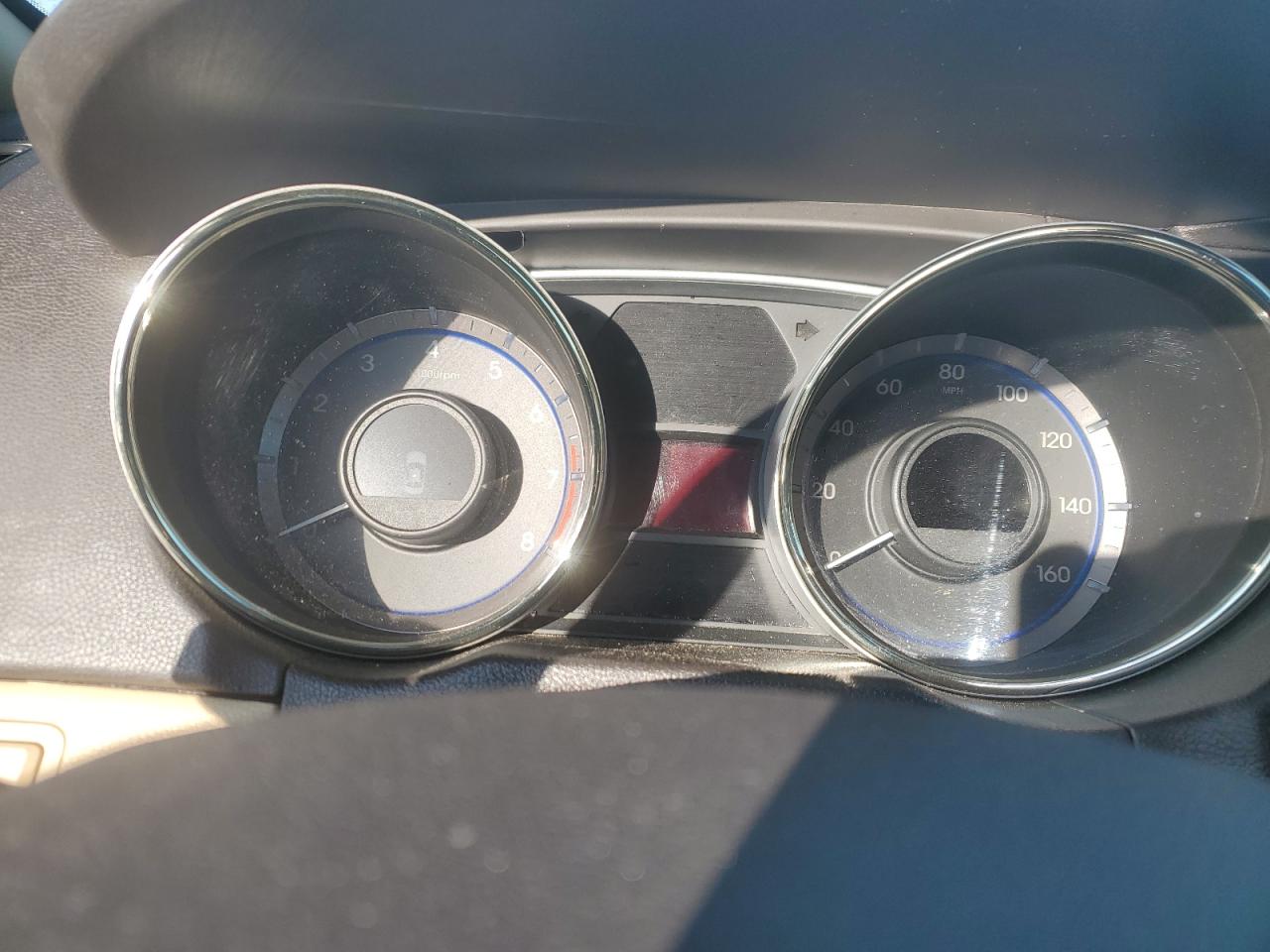 2013 Hyundai Sonata - Image 9