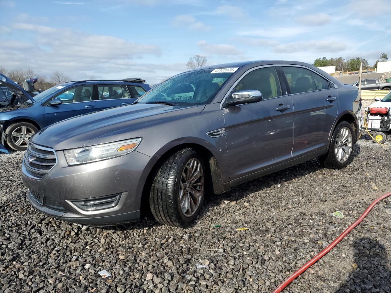 2014 Ford Taurus - Image 1