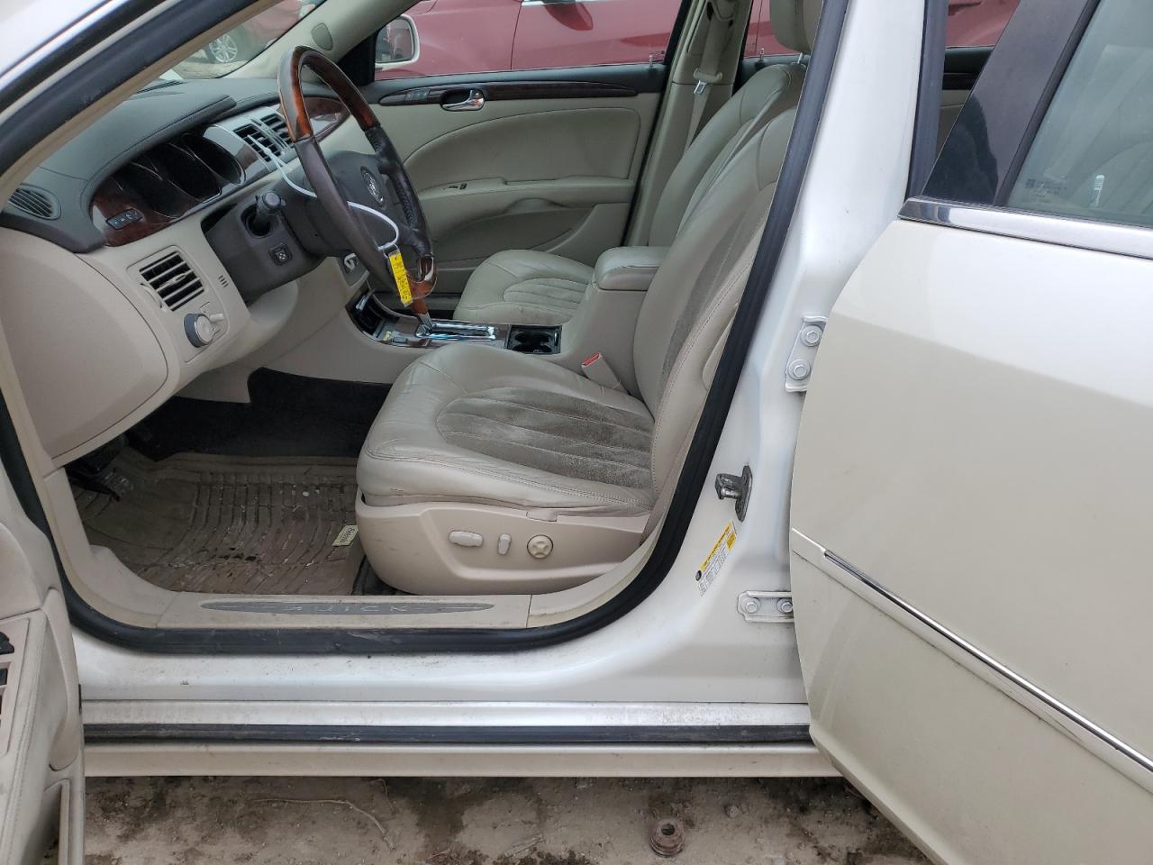 2008 Buick Lucerne - Image 7