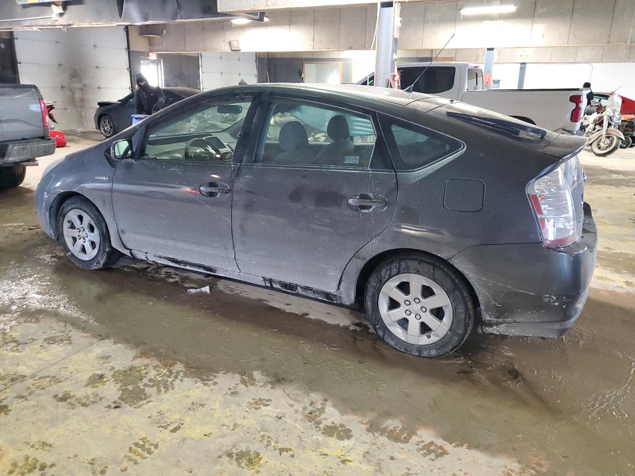 2009 Toyota Prius - Image 2