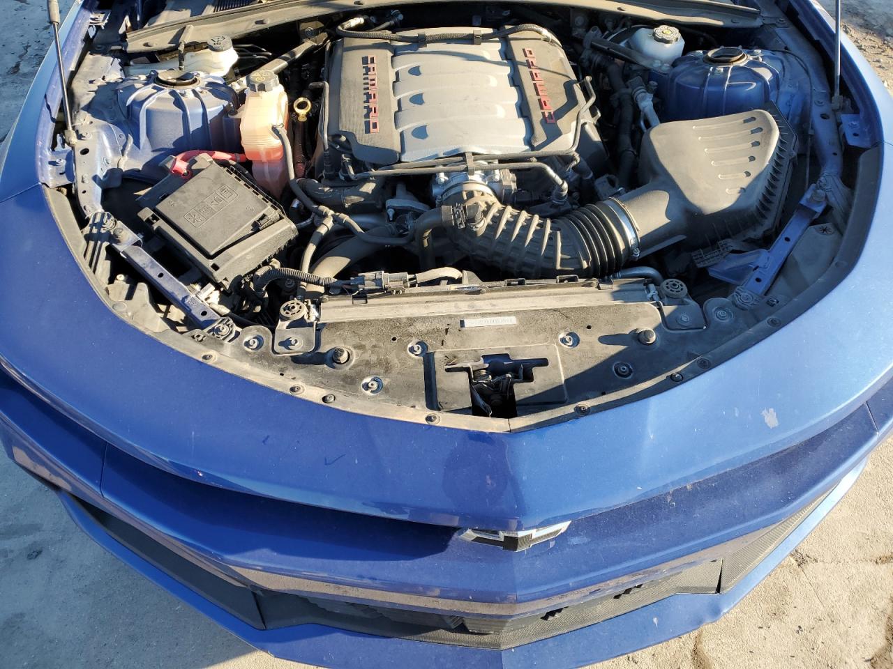 2020 Chevrolet Camaro - Image 11