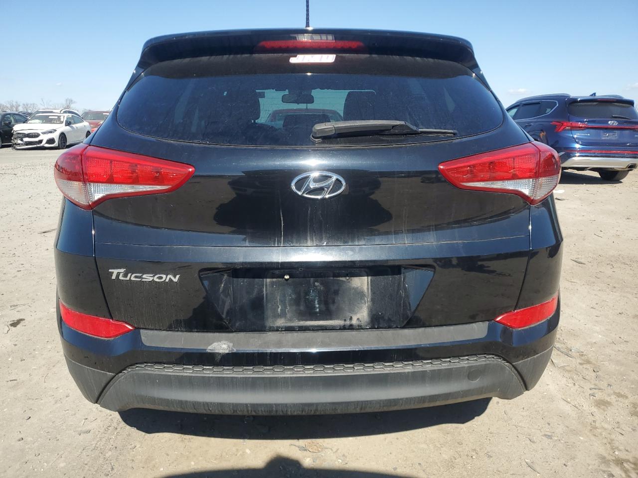2017 Hyundai Tucson - Image 6