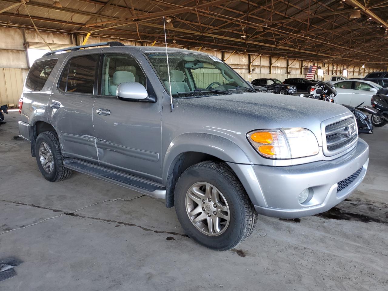 2003 Toyota Sequoia - Image 4