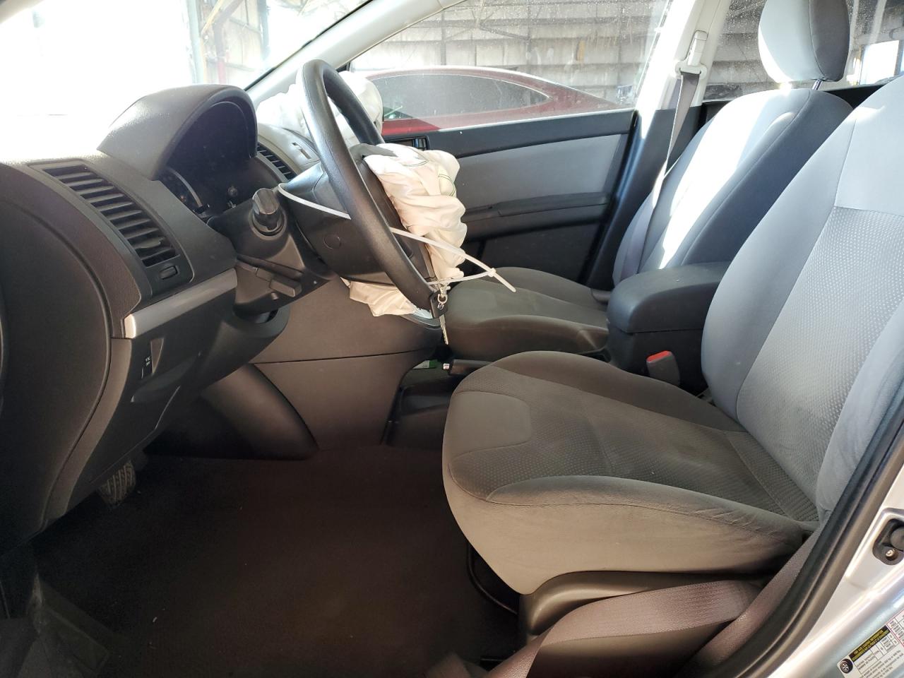 2011 Nissan Sentra - Image 7