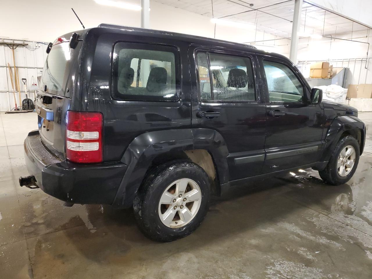 2010 Jeep Liberty (North America) - Image 3