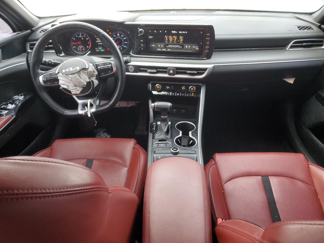 2022 Kia K5 - Image 8