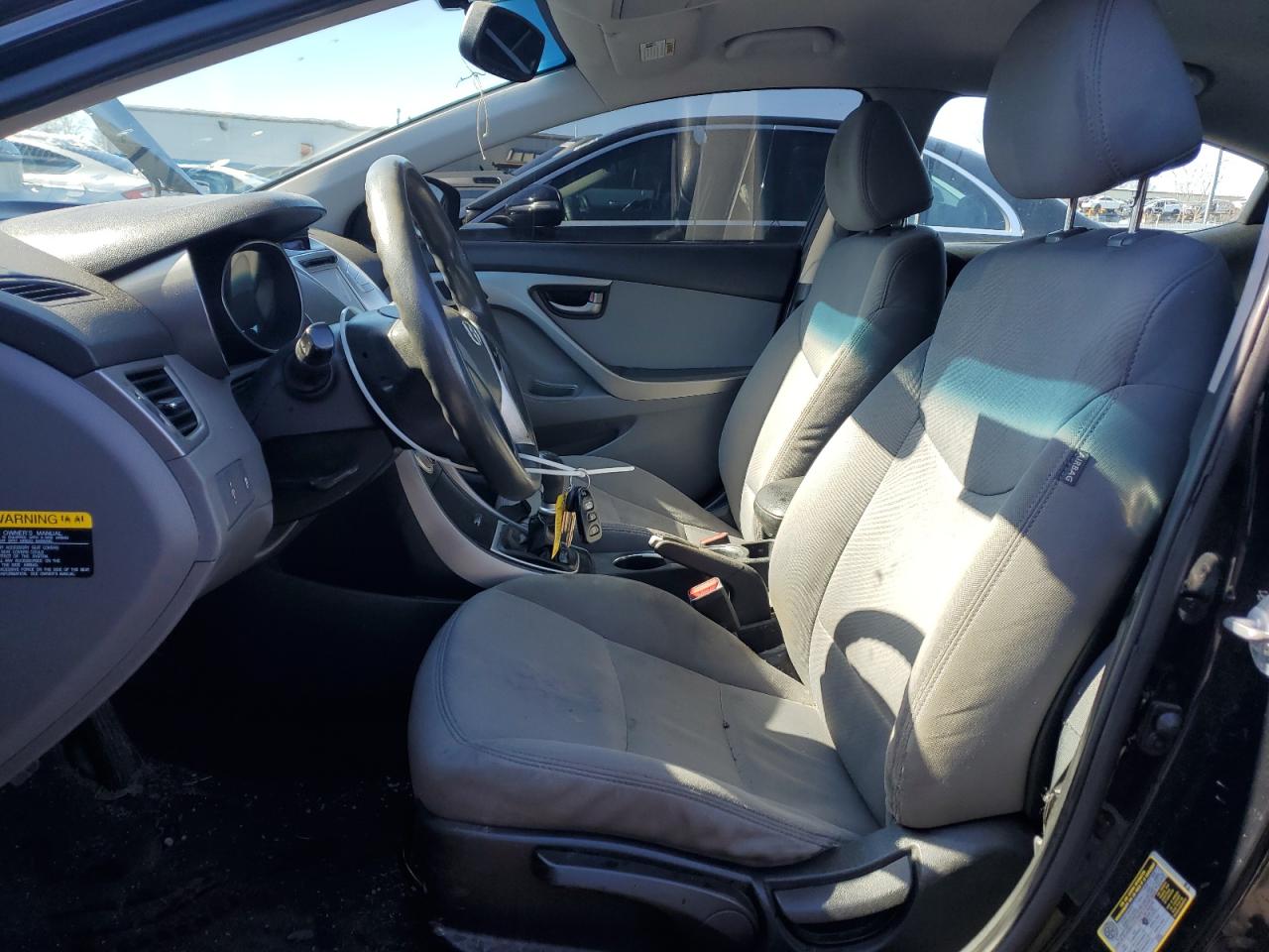 2012 Hyundai Elantra - Image 7