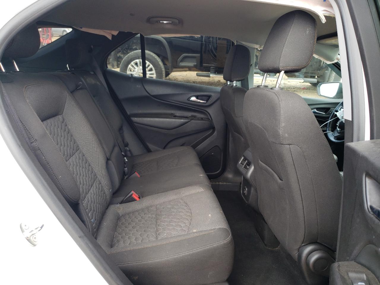 2020 Chevrolet Equinox - Image 11