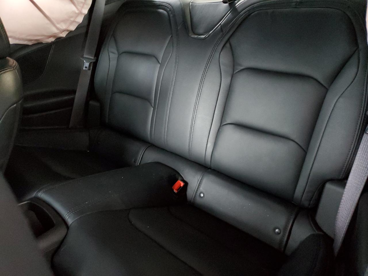 2021 Chevrolet Camaro - Image 11