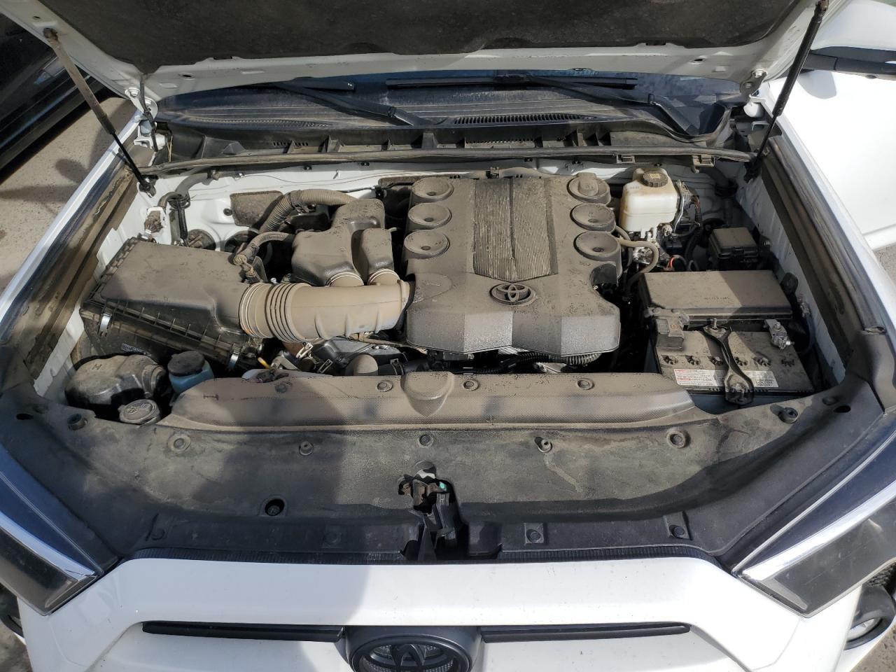 2023 Toyota 4Runner - Image 12