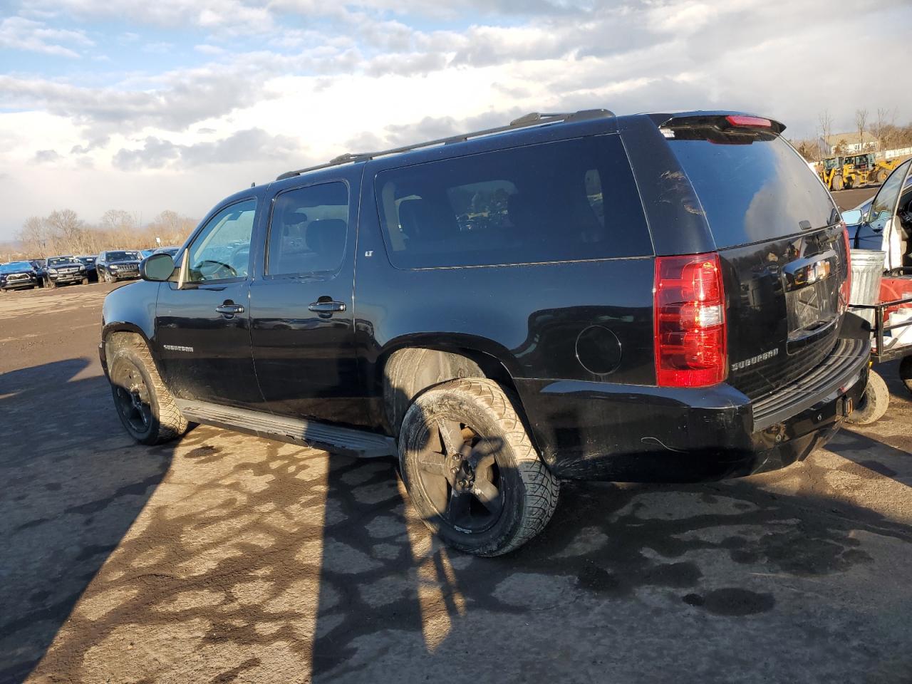 2012 Chevrolet Suburban - Image 2