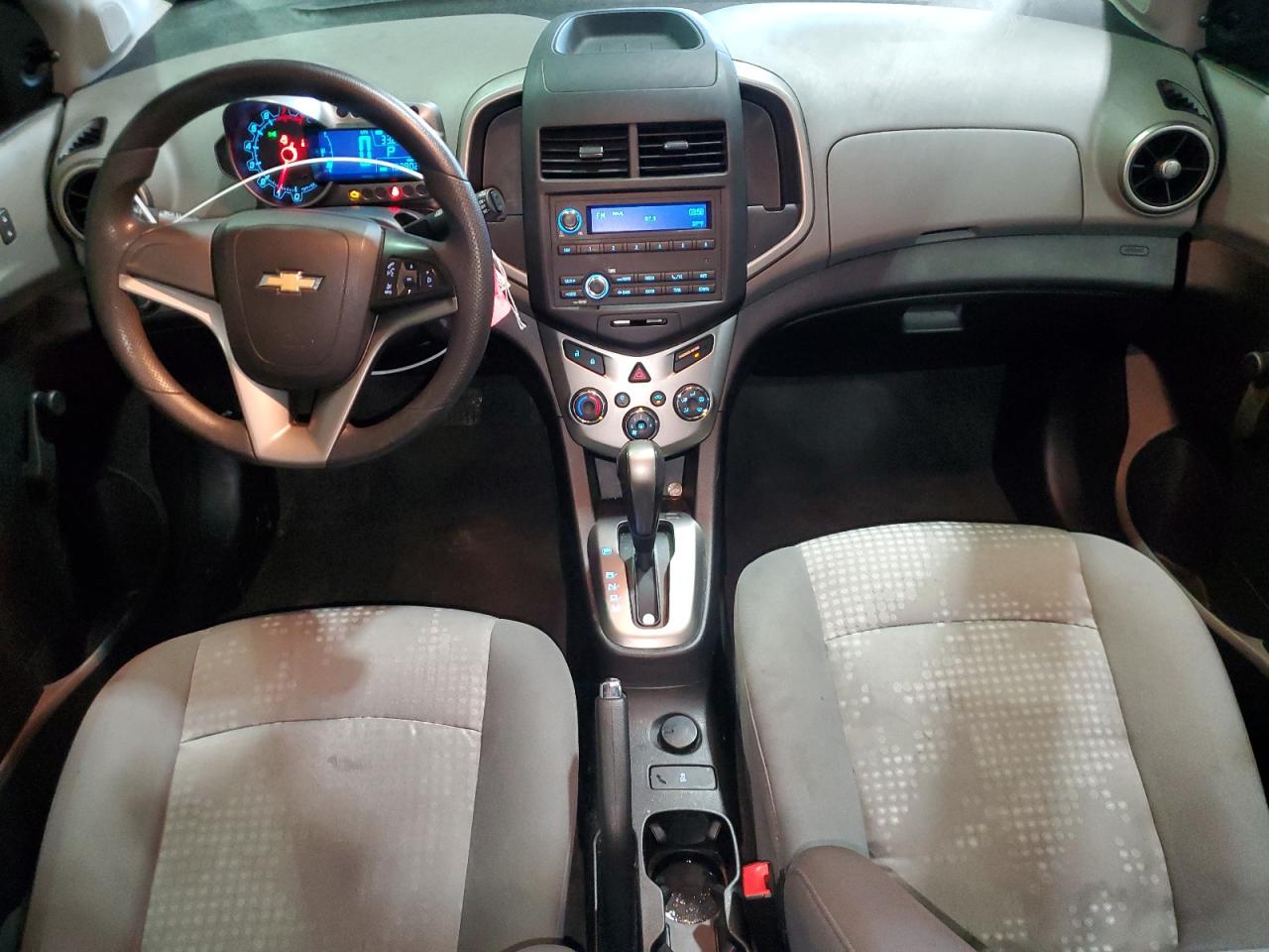 2015 Chevrolet Sonic - Image 8