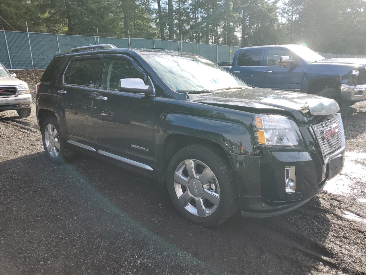2015 GMC Terrain - Image 4