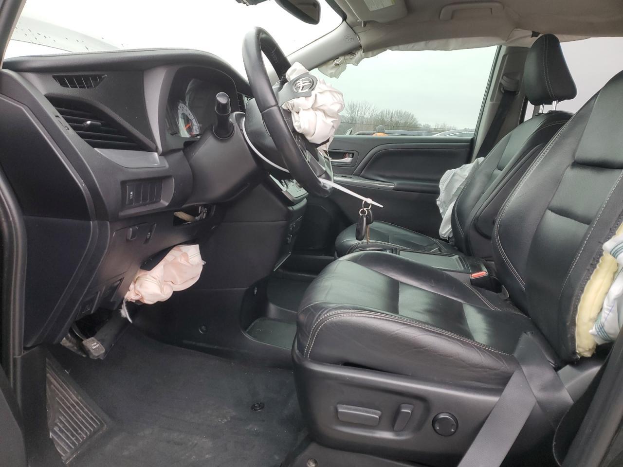 5TDXZ3DC6LS061204 TOYOTA SIENNA 2020
