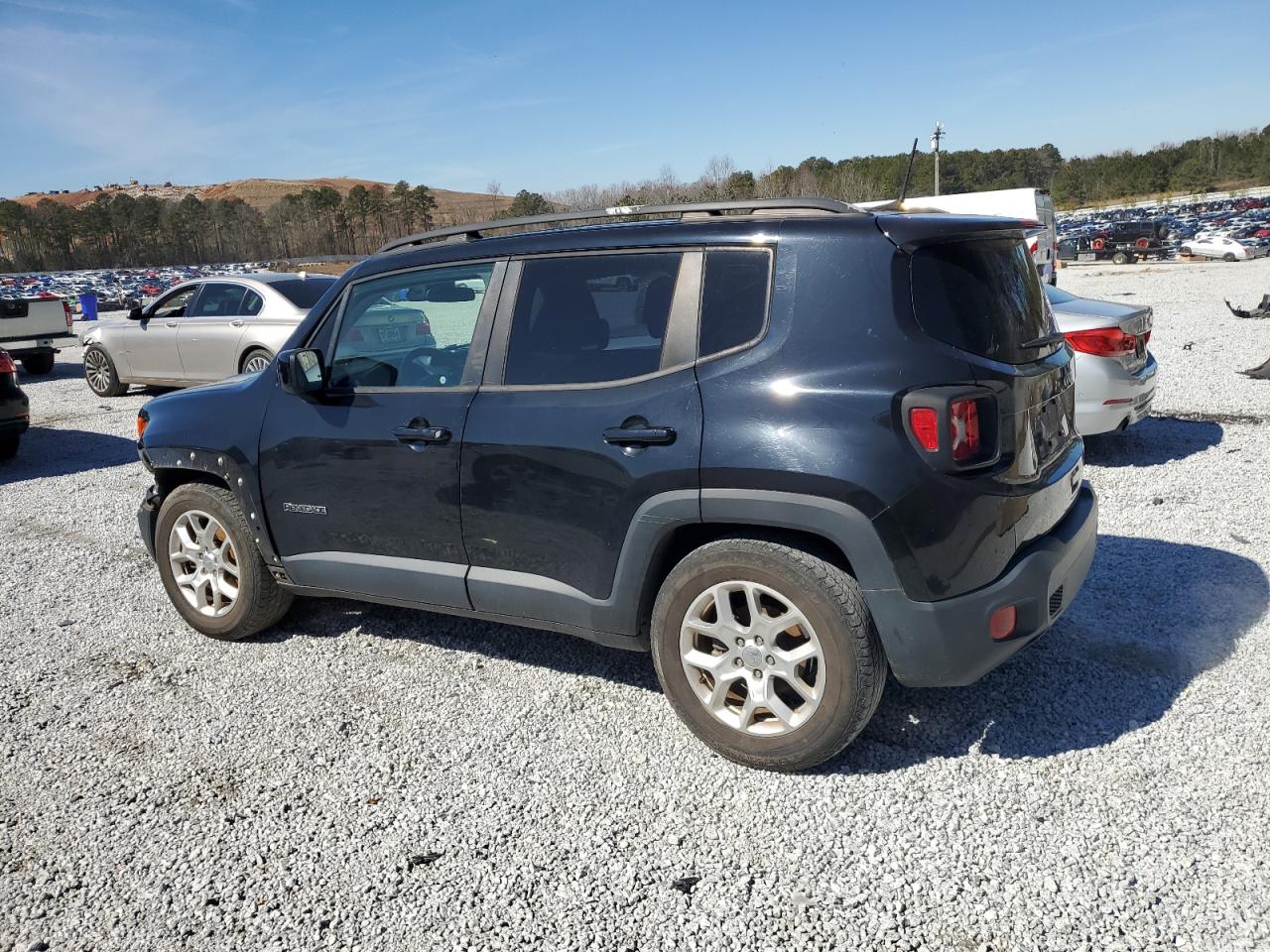 2018 Jeep Renegade - Image 2