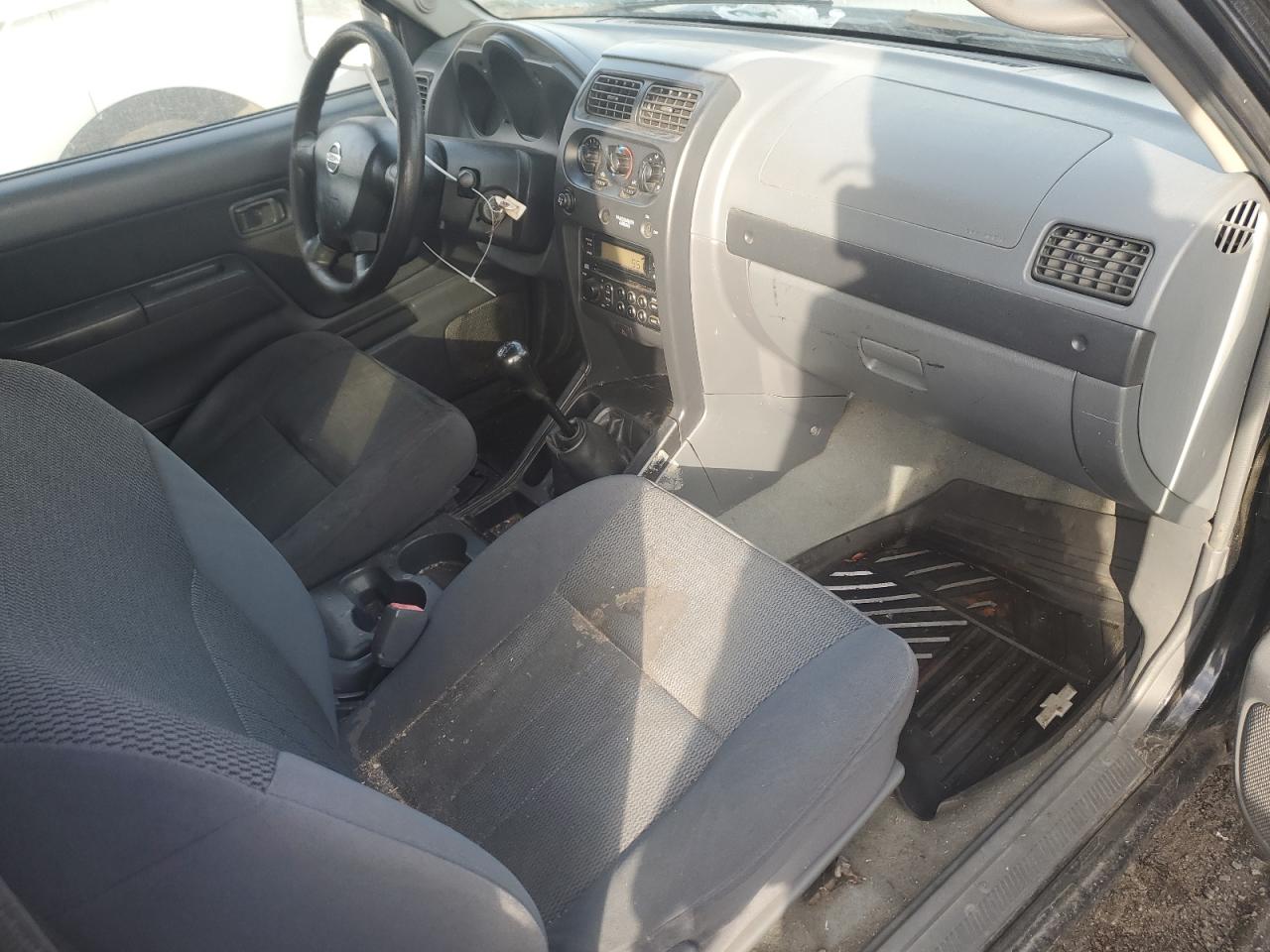 2002 Nissan Navara (Frontier) - Image 8