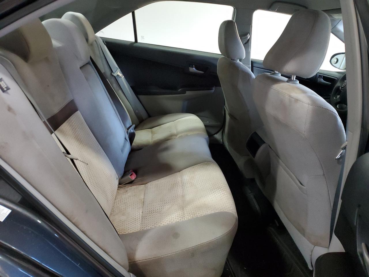 2012 Toyota Camry - Image 10