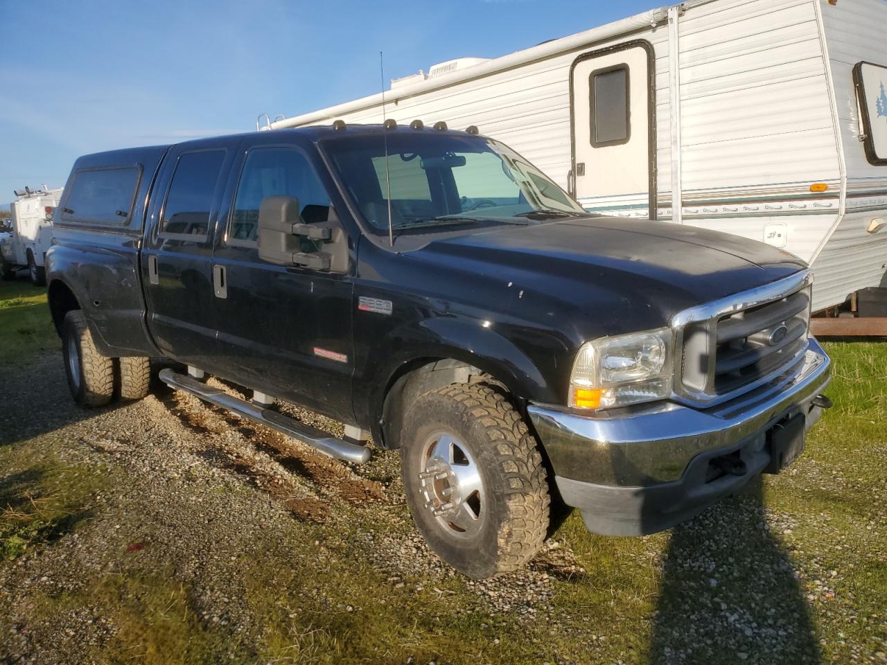 2003 Ford F350 - Image 4